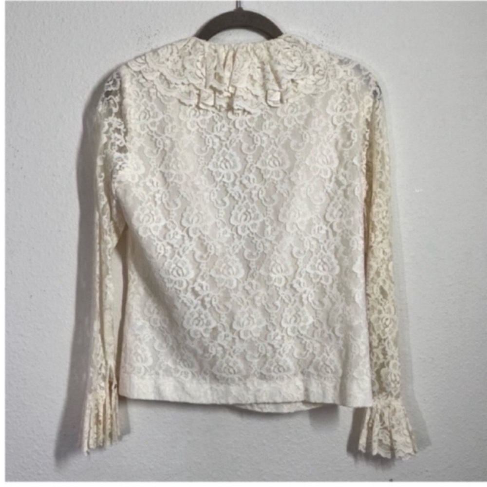 Vintage Ruffle lace blouse - Picture 9 of 9